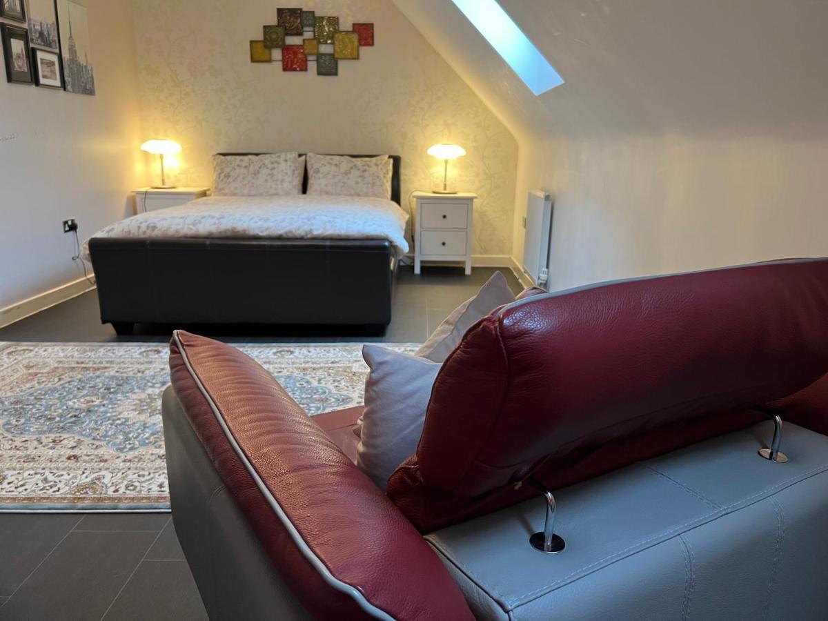 Sheffield City Centre , Free Wifi & Parking - Private Room - Shared House Ngoại thất bức ảnh