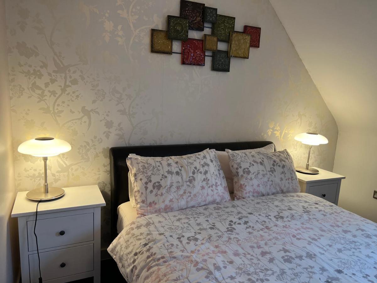 Sheffield City Centre , Free Wifi & Parking - Private Room - Shared House Ngoại thất bức ảnh